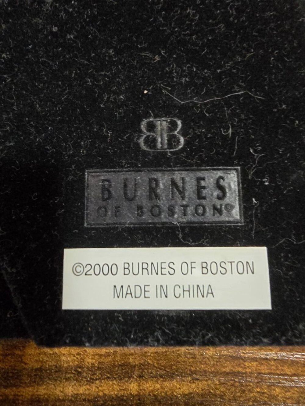 Burnes Of Boston 4x6 Metal Picture Frame With Textured Accents Tabletop - Picture 4 of 8